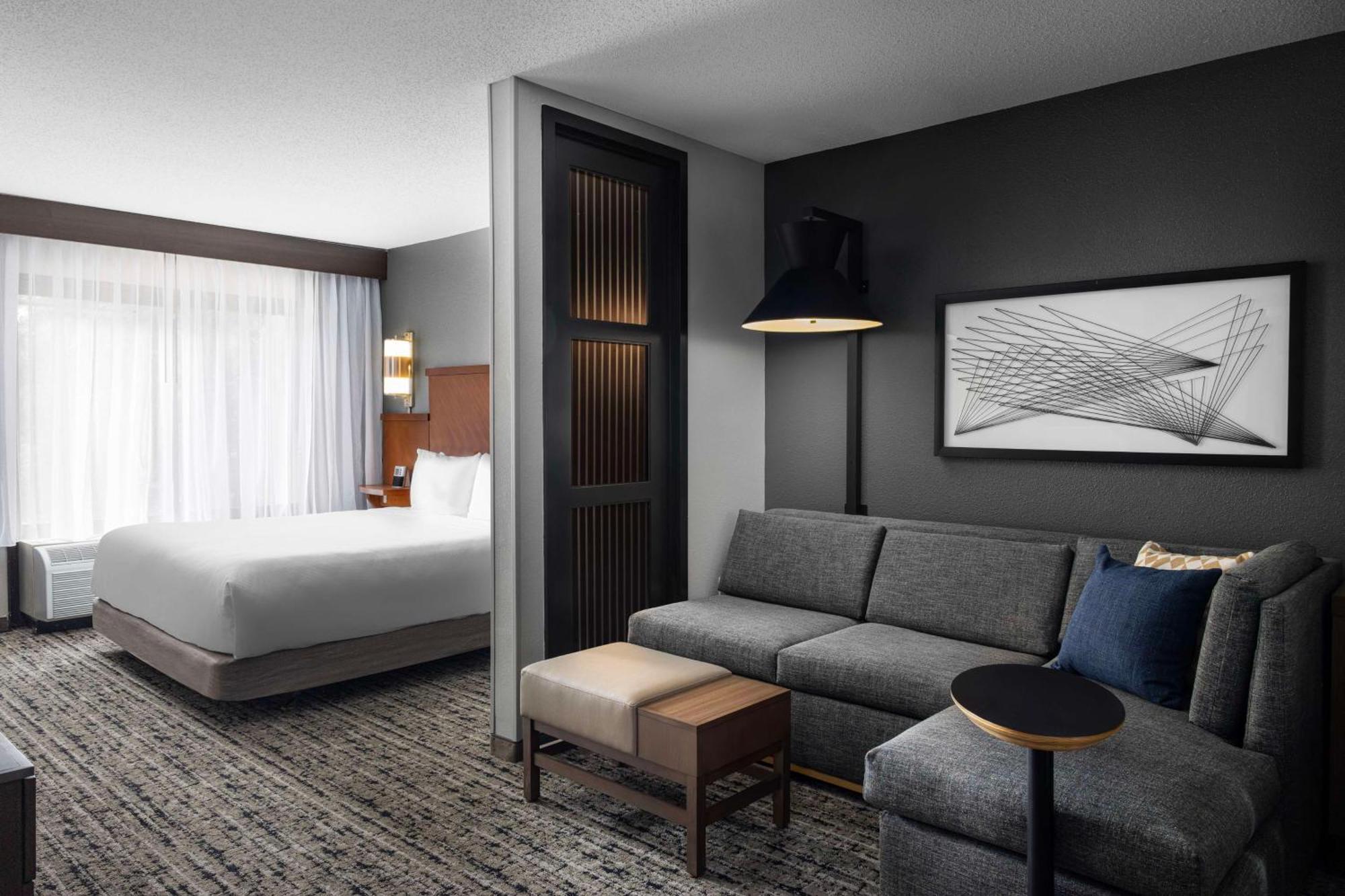 Hyatt Place Dallas North By The Galleria